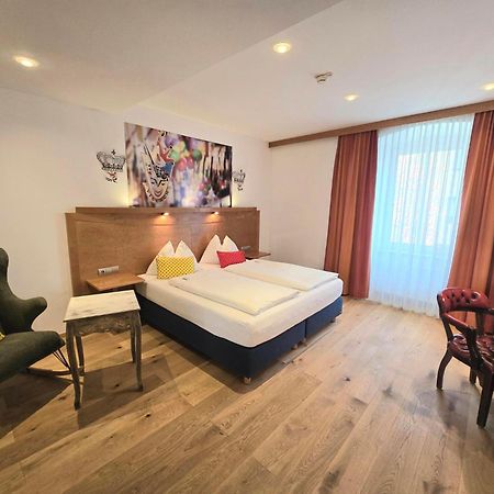 Boutique Hotel Goldenes Lamm Villach Luaran gambar