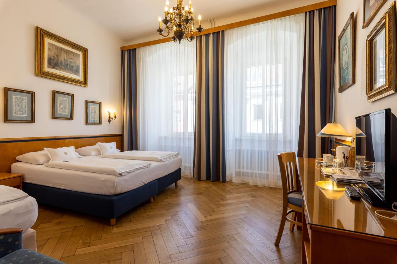 Boutique Hotel Goldenes Lamm Villach Luaran gambar