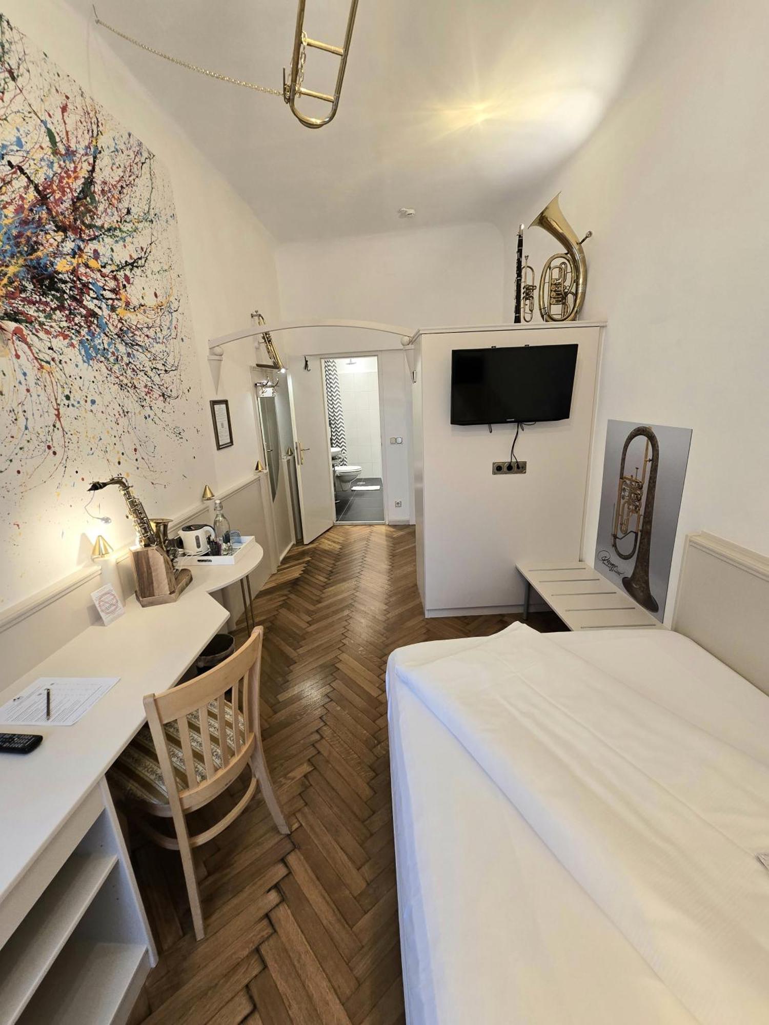 Boutique Hotel Goldenes Lamm Villach Luaran gambar