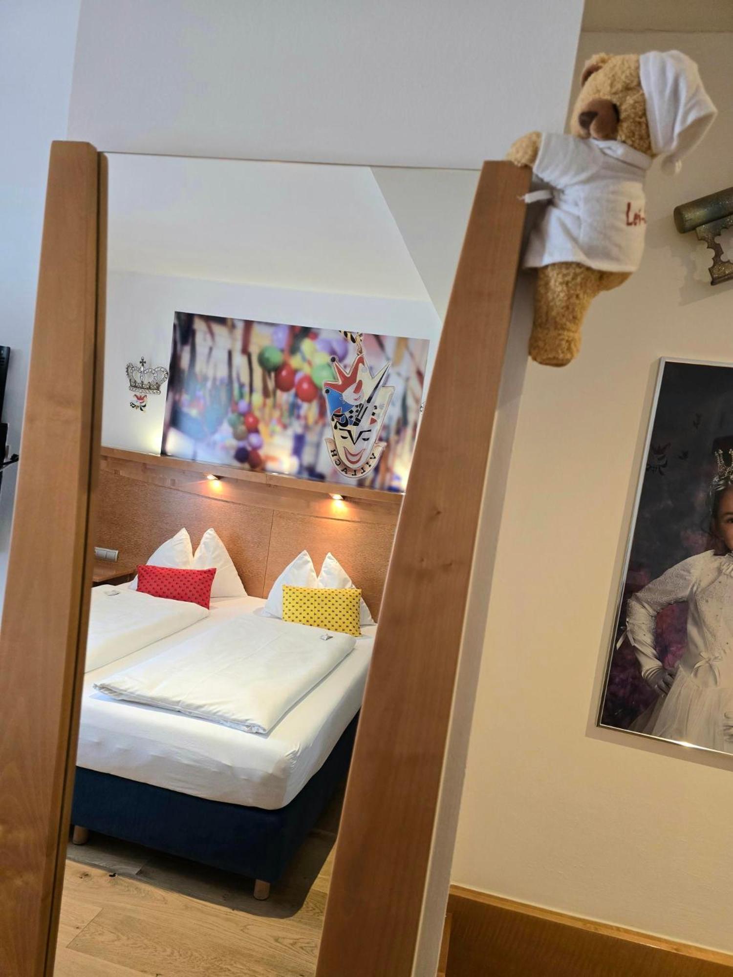 Boutique Hotel Goldenes Lamm Villach Luaran gambar