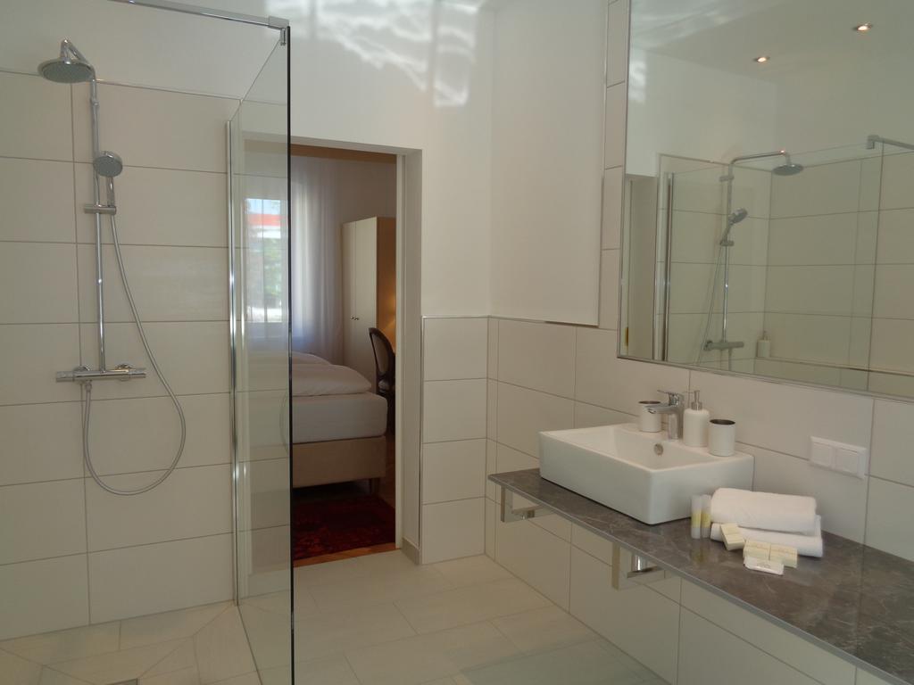 Boutique Hotel Goldenes Lamm Villach Luaran gambar