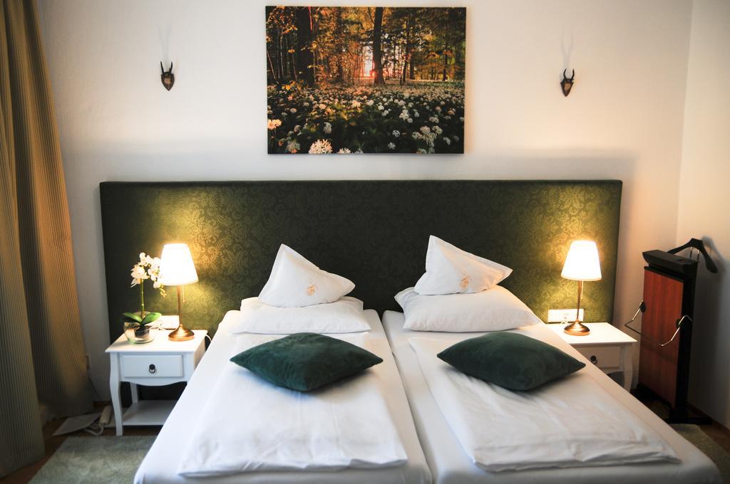 Boutique Hotel Goldenes Lamm Villach Luaran gambar