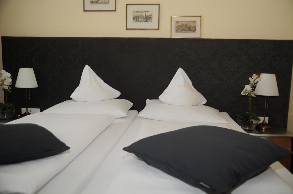 Boutique Hotel Goldenes Lamm Villach Luaran gambar