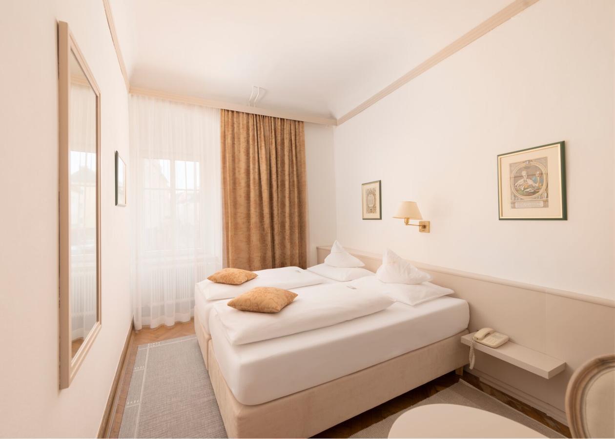 Boutique Hotel Goldenes Lamm Villach Luaran gambar