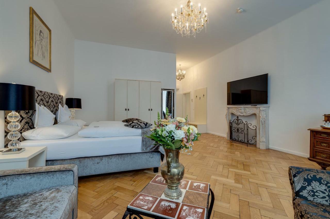 Boutique Hotel Goldenes Lamm Villach Luaran gambar