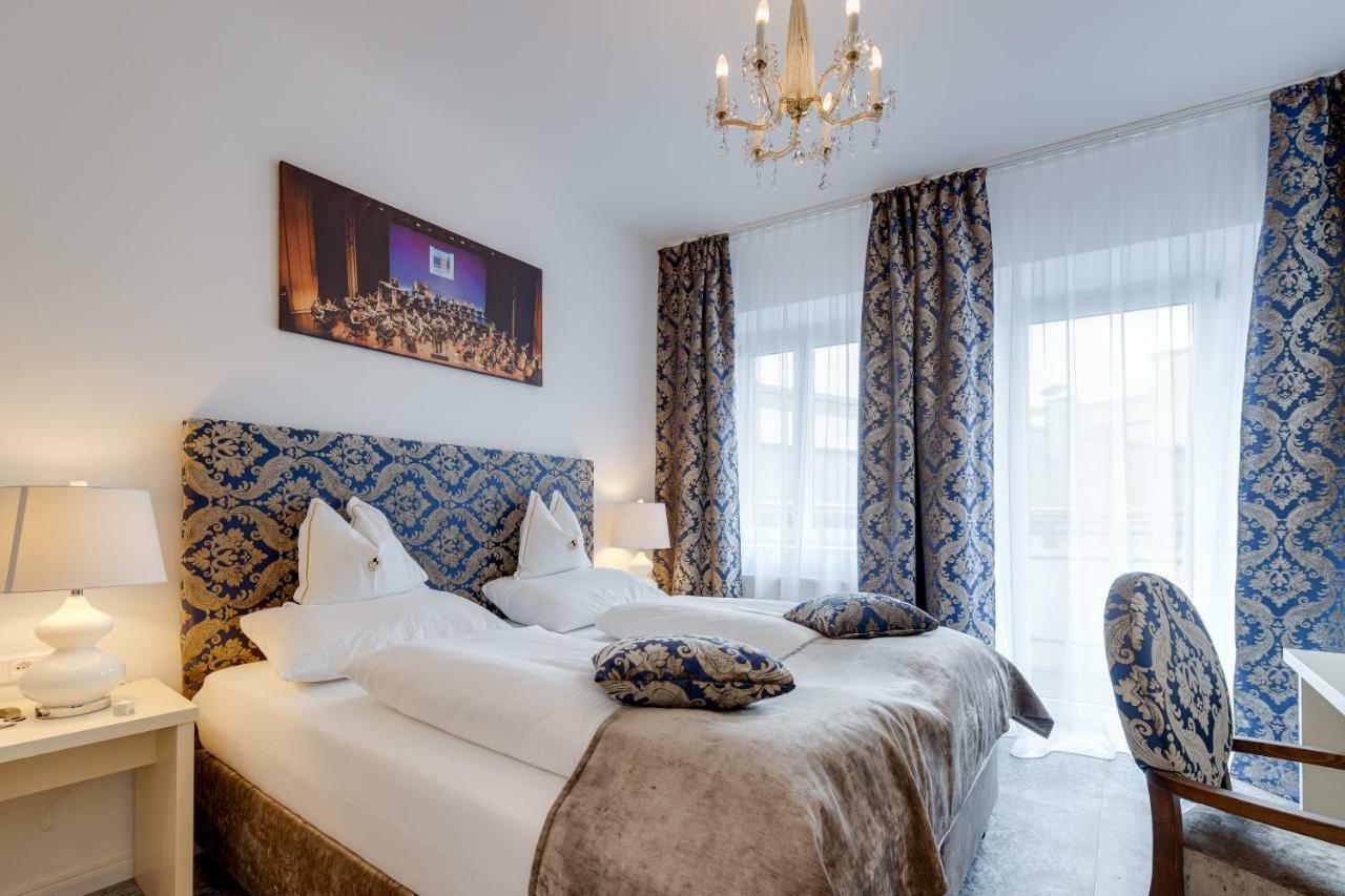 Boutique Hotel Goldenes Lamm Villach Luaran gambar